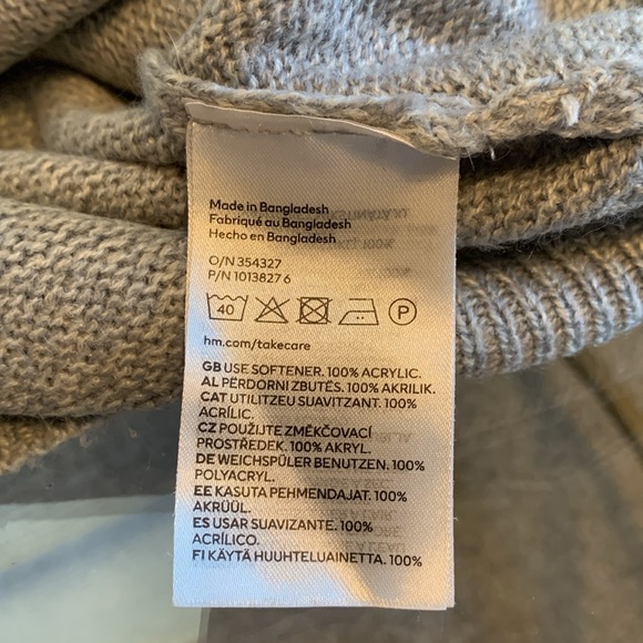 Divided Long Sleeve Sweater - Picture 8 of 16